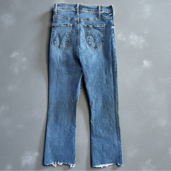 MOTHER DENIM Hustler Ankle Fray in Healing Jar (29) - Picture 5 of 16